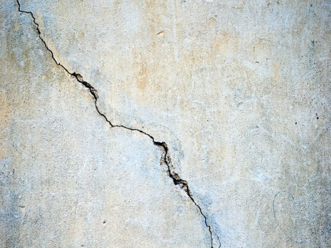 Basement Crack Repair